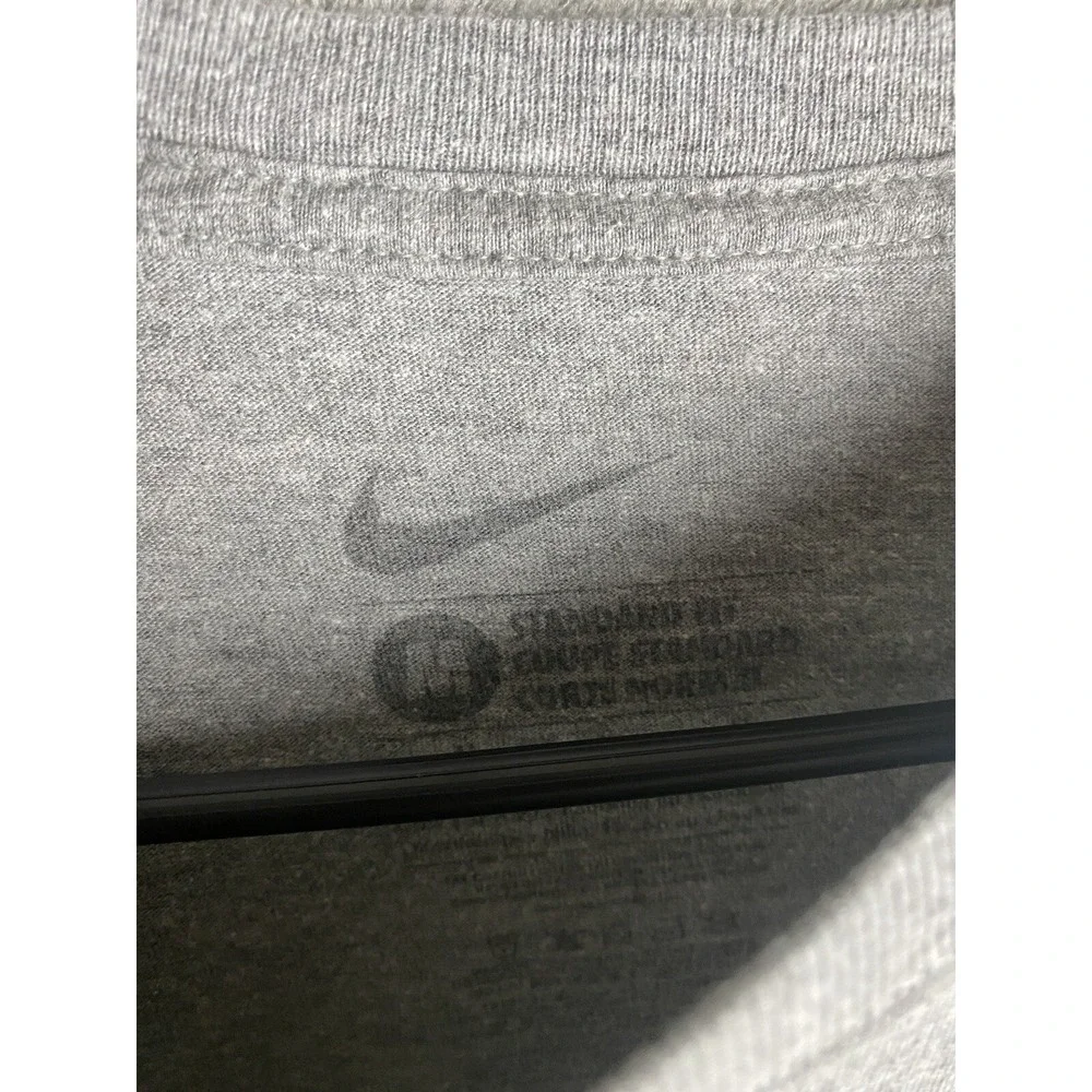 Nike Mens Medium Gray Mountaineers Short Sleeve Shirt